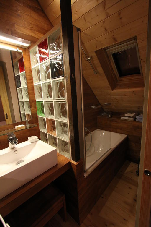 크로종 Le Magasin A Sel B&B 객실 사진
